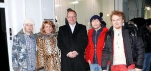 На набережной Ялты раздели мэра города