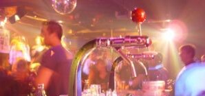 Ноу-хау милиции Донецка: пьяных клиентов должны развозить по домам бармены