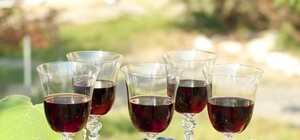 Как выбрать домашнее крымское вино и не нарваться на подделку