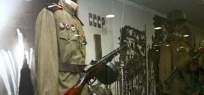 Уникальные экспонаты военного времени в Донецке