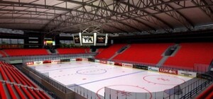 Киеву вернули Ледовый дворец