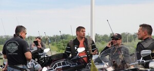 Десятки байкеров приехали в Одессу на Harley-Davidson