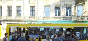 Львів’яни спробують самостійно перевірити пасажиропотік в  громадському транспорті