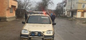 На Львівщині п'яний екс-міліціонер погрожував поліцейським звільненням