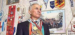 Настоящий победитель: Олимпийский чемпион отдал крымским детям свой дом