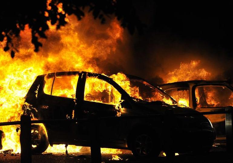 Новость - События - Попался: в Полтаве задержали мужчину, который за ночь сжег две машины