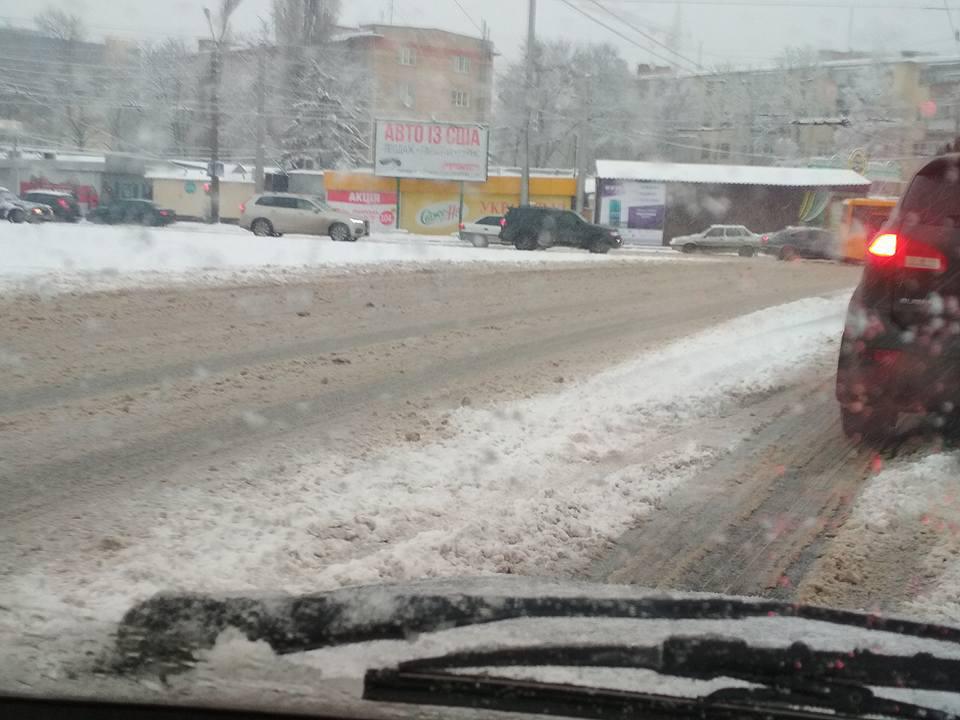 Новость - События - Снегопад в Полтаве: последствия непогоди и какова ситуация на дорогах сейчас