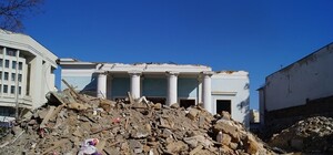 Демонтаж кукольного театра в Симферополе: что уже успели сделать