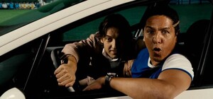 По тысяче за 