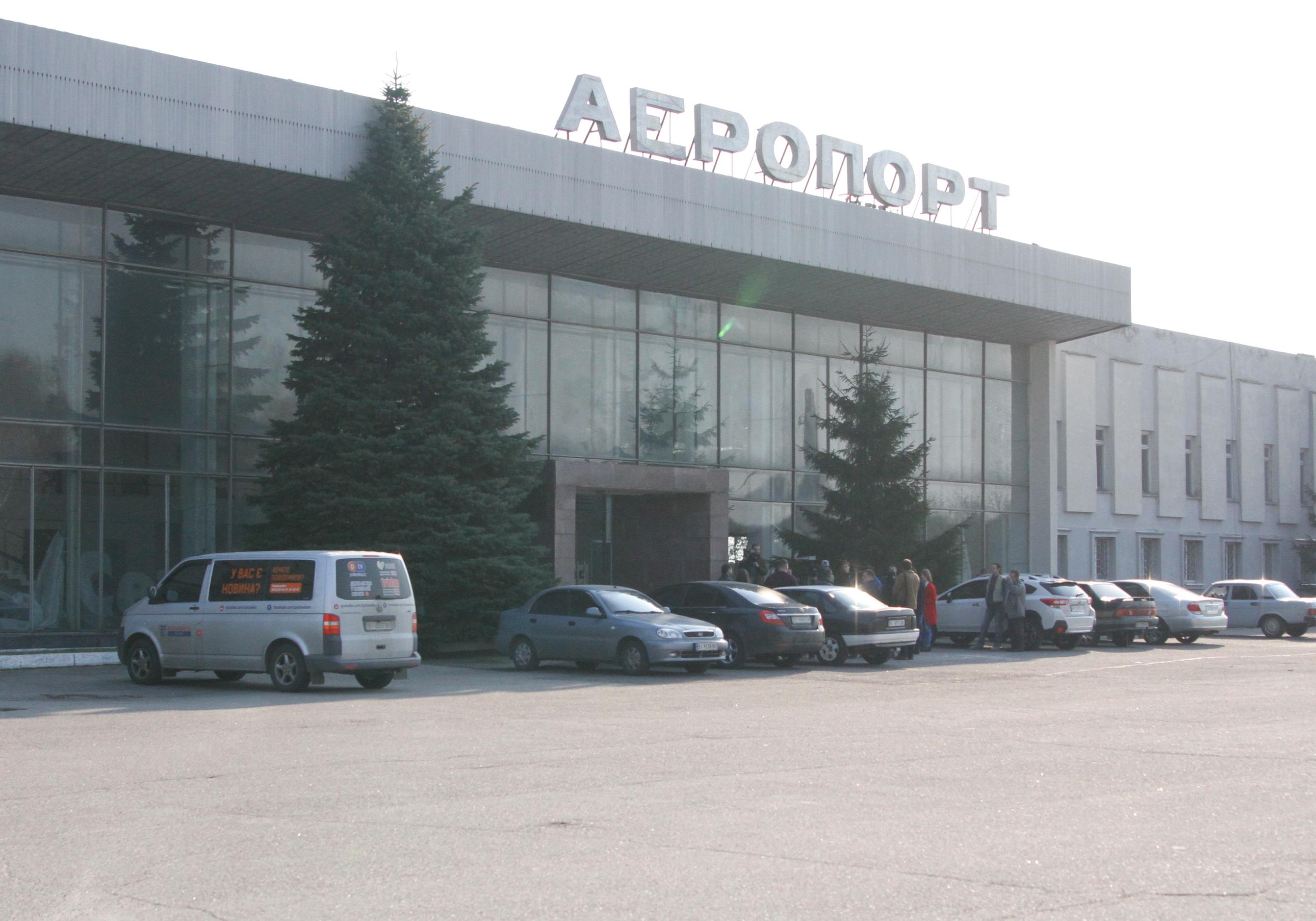 Новость - Транспорт и инфраструктура - Готовят к открытию: как сейчас выглядит аэропорт "Полтава"