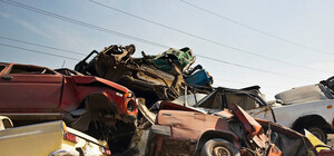 Деталей не хватает: в Симферополе работает только половина спецтехники