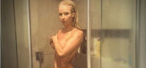 Голышом в душе: одесская Барби похвасталась идеальной фигурой