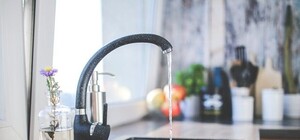 Пийте на здоров'я: мерія спростовує чутки про проблеми з питною водою у Львові