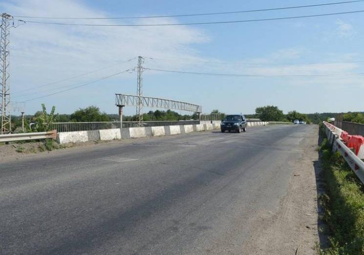 Новость - Транспорт и инфраструктура - Водителям на заметку: под Полтавой ремонтируют мост