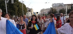 Из-за парада: в Харькове изменят маршрут автобусы и отменят троллейбусы