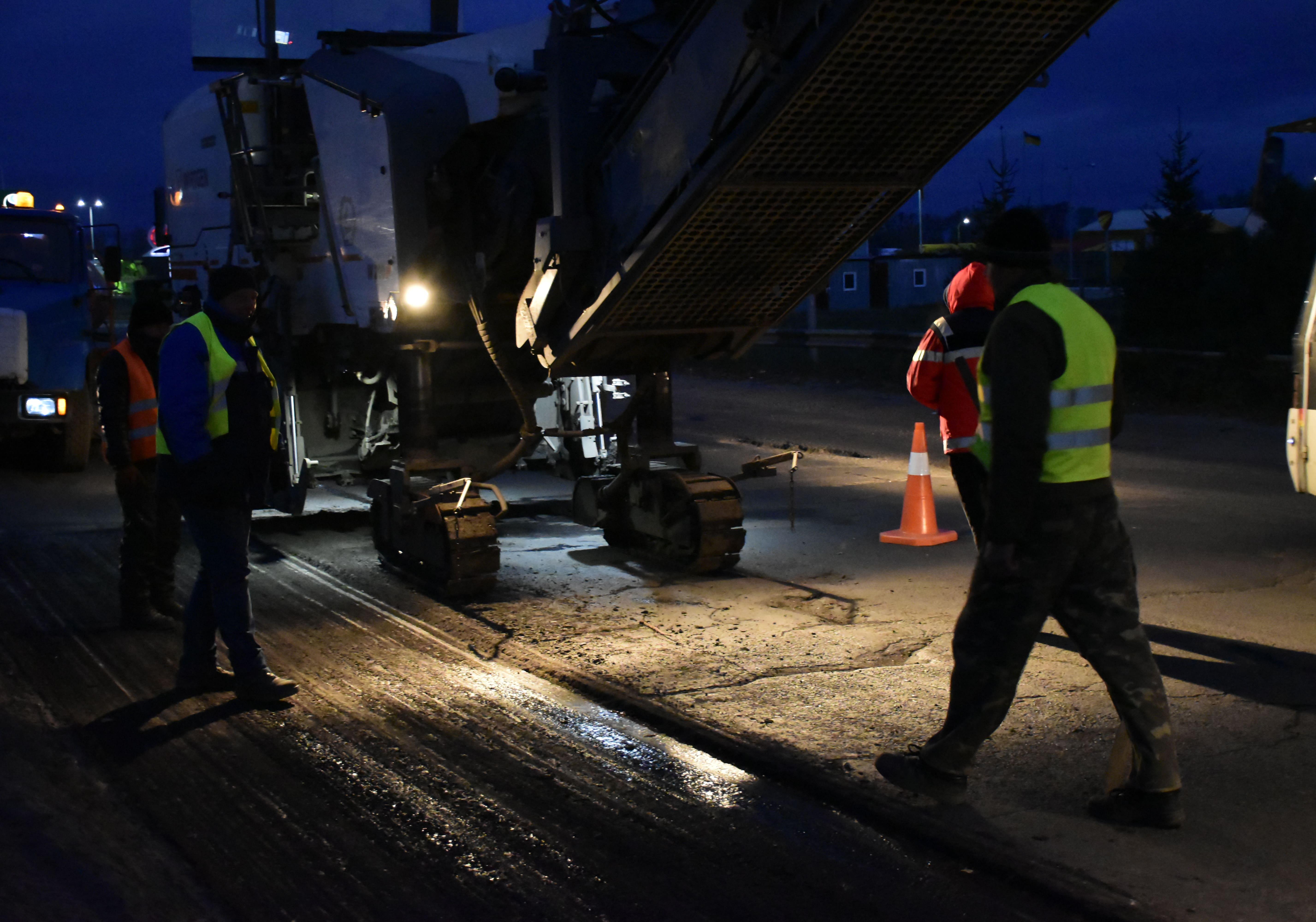 Новость - Транспорт и инфраструктура - Стартовали: в Полтаве начали ремонт дороги Киев - Харьков, цена вопроса - 142 млн грн