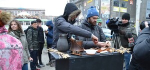 Что ели в Голодмор: в центре кормили супом из шишек и жареной корой