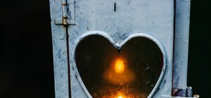 Львів’ян кличуть на спільну молитву за мир в Україні: привезуть Вифлеємський вогонь