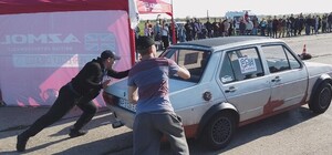 Погоняли с ветерком: в Бердянском аэропорту соревновались драгрейсеры