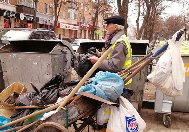 Сколько денег Полтава тратит на уборку улиц каждый день/Фото: Коло