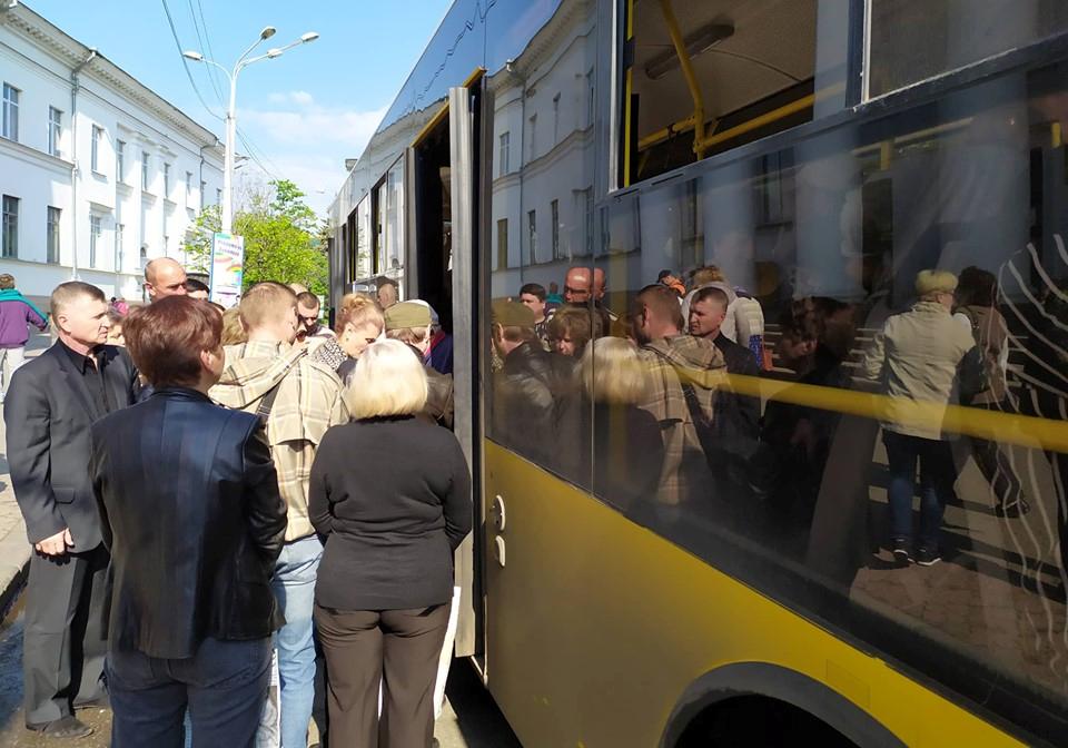 Перевозчики Полтавы отказываются от маршрутов/Фото: Центральный