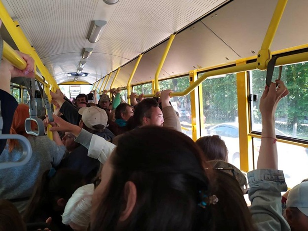 Появились подробности поножовщины в троллейбусе / Фото:  Центральный