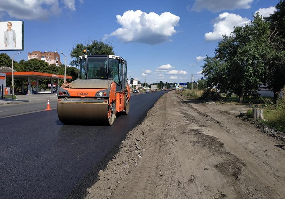 В Полтаве до конца лета остановится ремонт на дороге Киев - Харьков