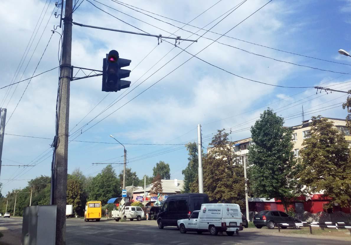 В Россошенцах включили светофоры / Фото: Полтавщина