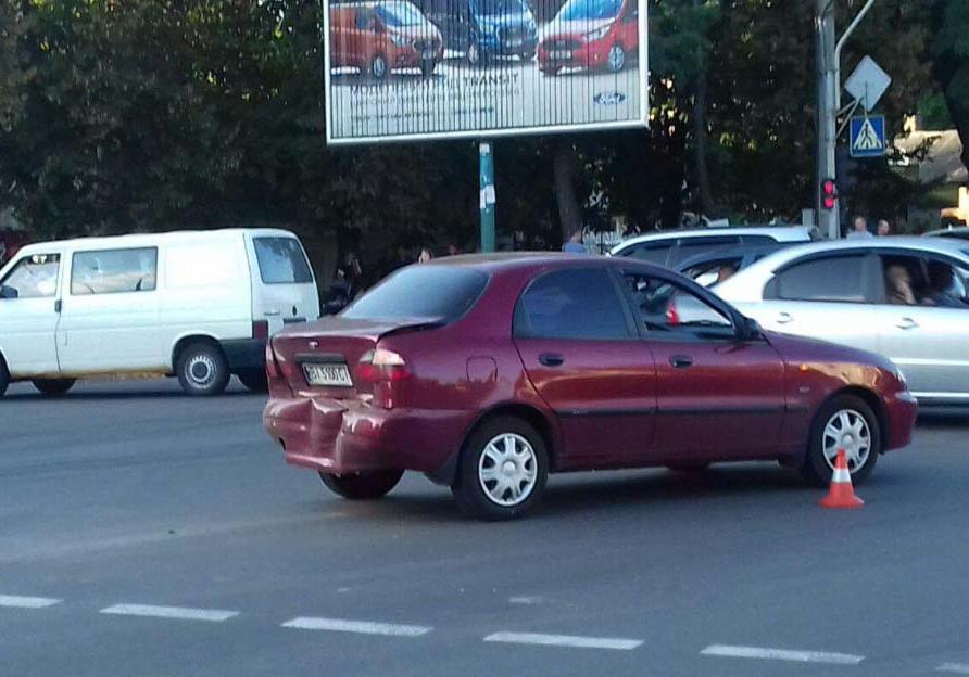 На Конкорде в ДТП попали три автомобиля / Фото: Полтавщина
