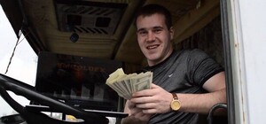 Предпринимательская жилка: одессит устроился перевозчиком и “заработал” 200 тысяч гривен