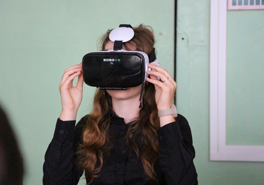 В полтавской школе появился кабинет виртуальной реальности