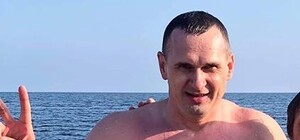 Впервые за шесть лет: Олег Сенцов посетил Одессу и искупался в море