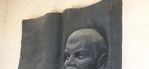 Наконец-то: в Днепре демонтировали последнего Ленина