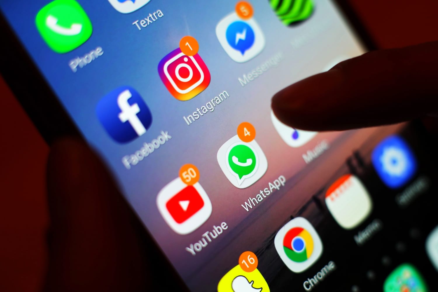 Новость - События - Facebook вещает: стало известно, что администрация удаляет из Instagram