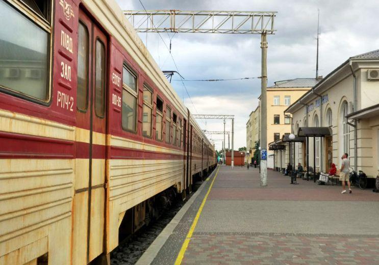 В Полтаве хотят отменить остановку пригородных поездов