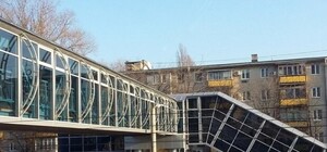 Хорошая физкультура: эскалатор надземного перехода через Слобожанский проспект в очередной раз не работает