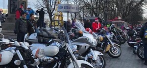 В Одессе состоялись два пробега: по центру проехались байкеры и велосипедисты
