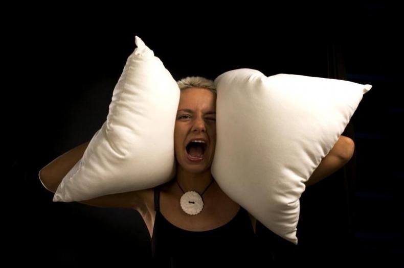 Симферопольцы страдают от громкого шума по ночам: что произошло