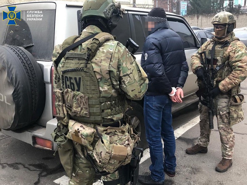 Планировал двойное убийство: в Харькове задержали киллера