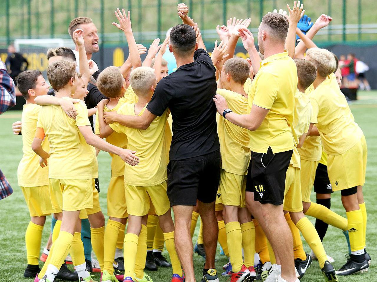 Григорій Козловський розкрив амбітні плани розвитку ФК «Рух»: будуємо майбутнє українського футболу фото 2 1