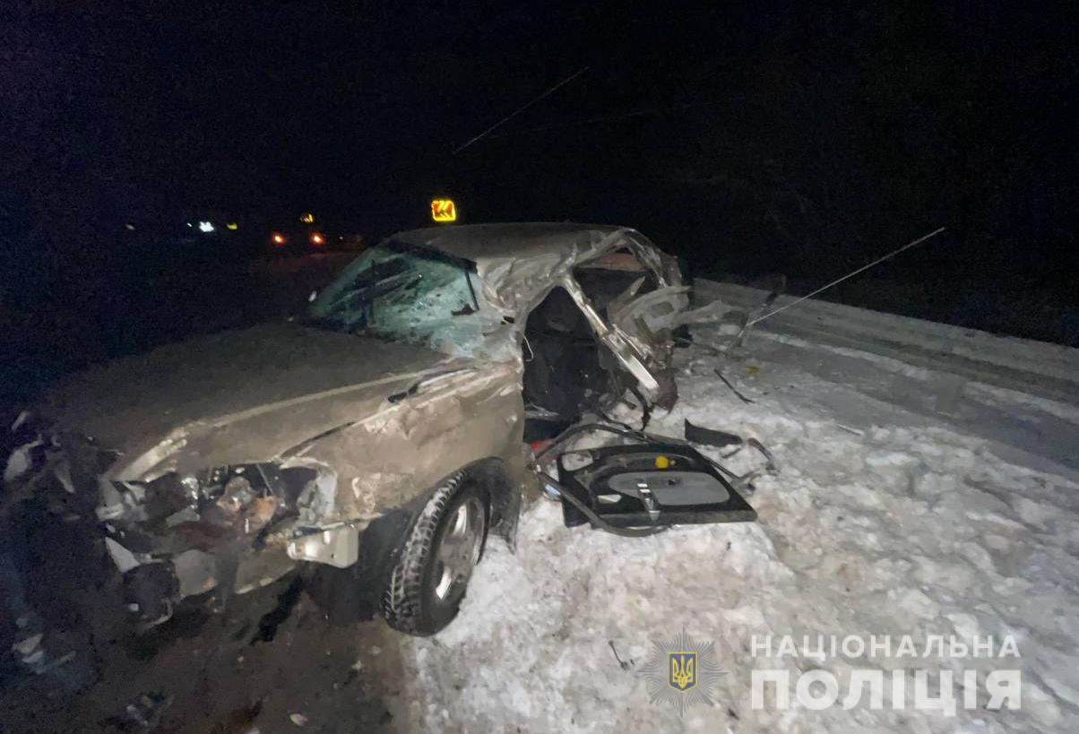 На Полтавщине перевернулся микроавтобус.