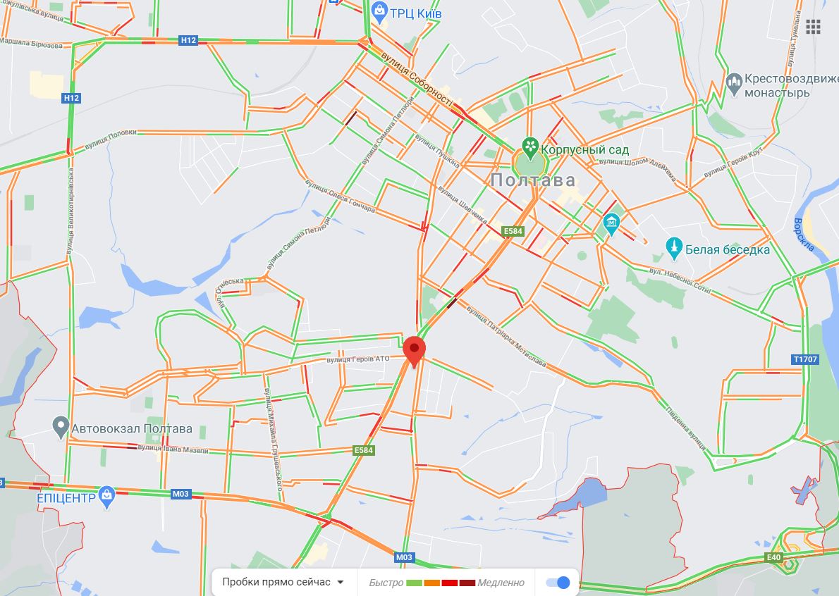 Полтаву накрыло снегом: какая ситуация на трассах, куда жаловаться на неубранные дороги фото 1