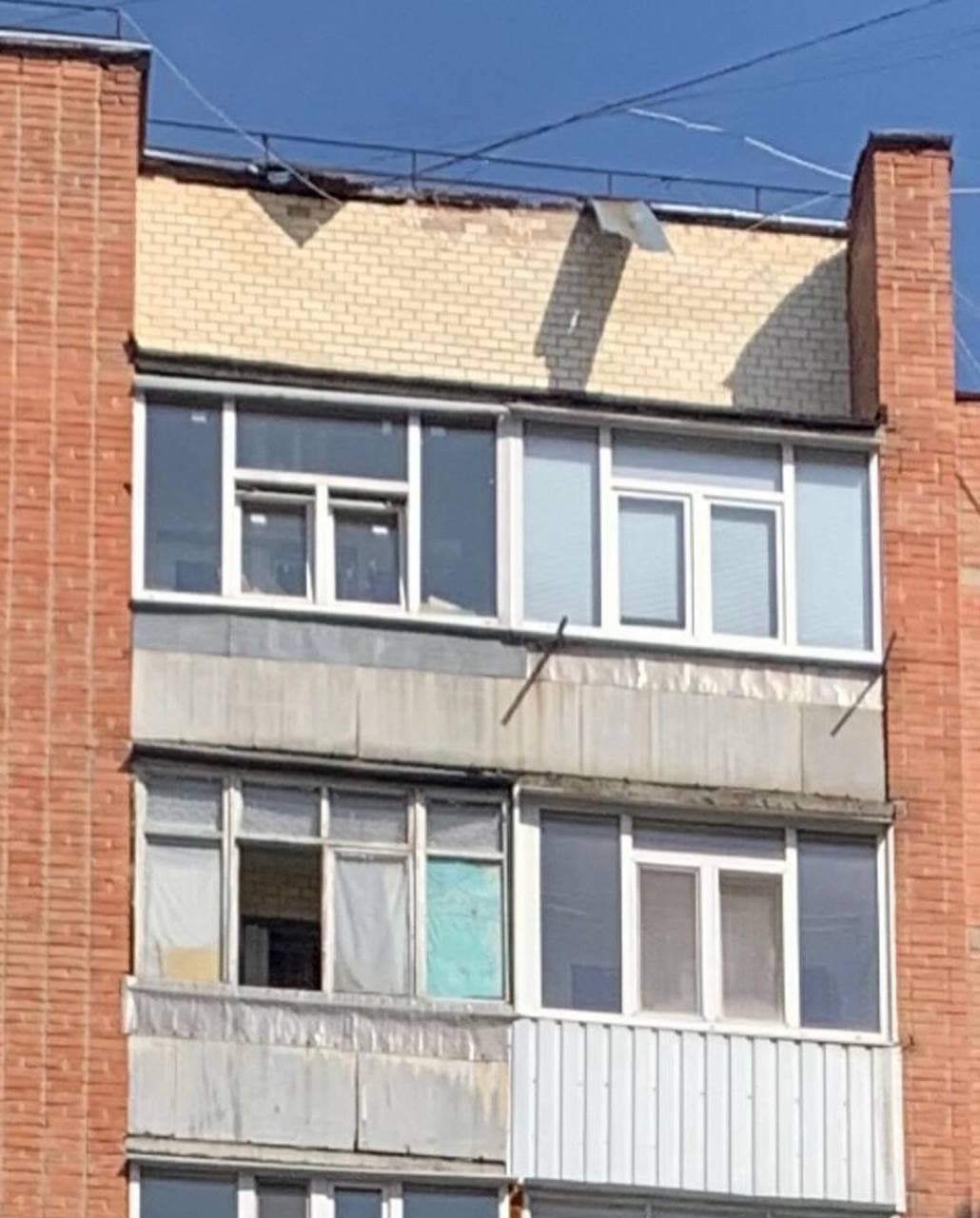 Ветер может сбть металл. Фото: poltava_shosho