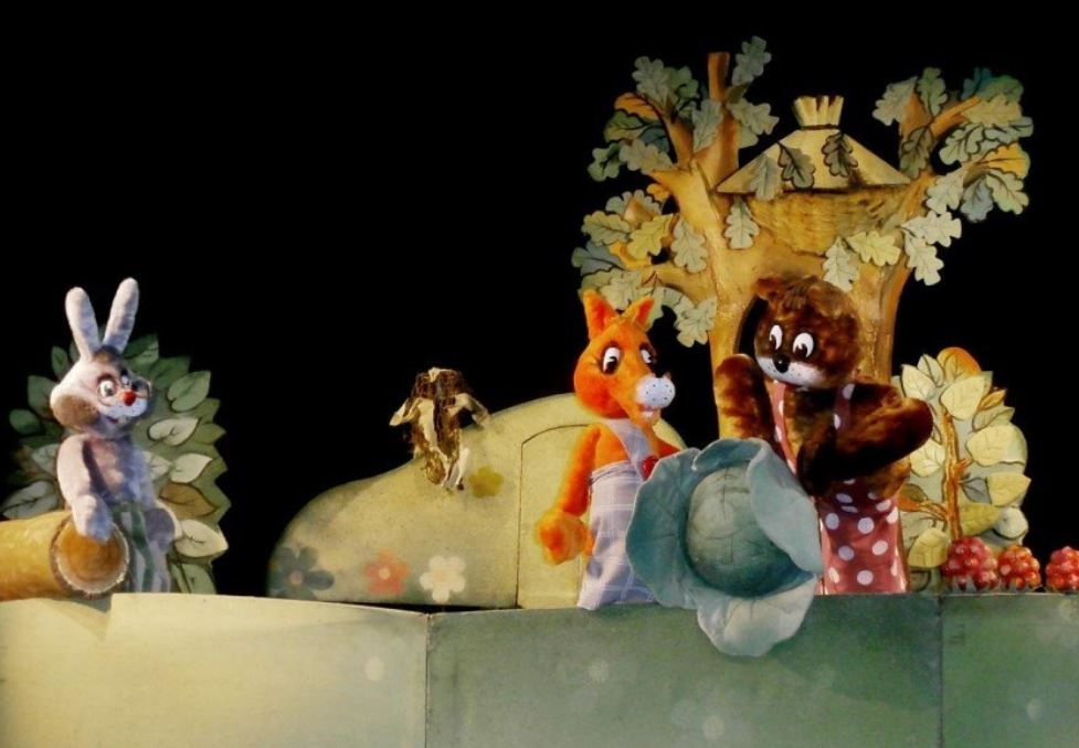 Спектакль "Хитрый Лисенок". Фото: https://pl-puppet.com.ua/performance