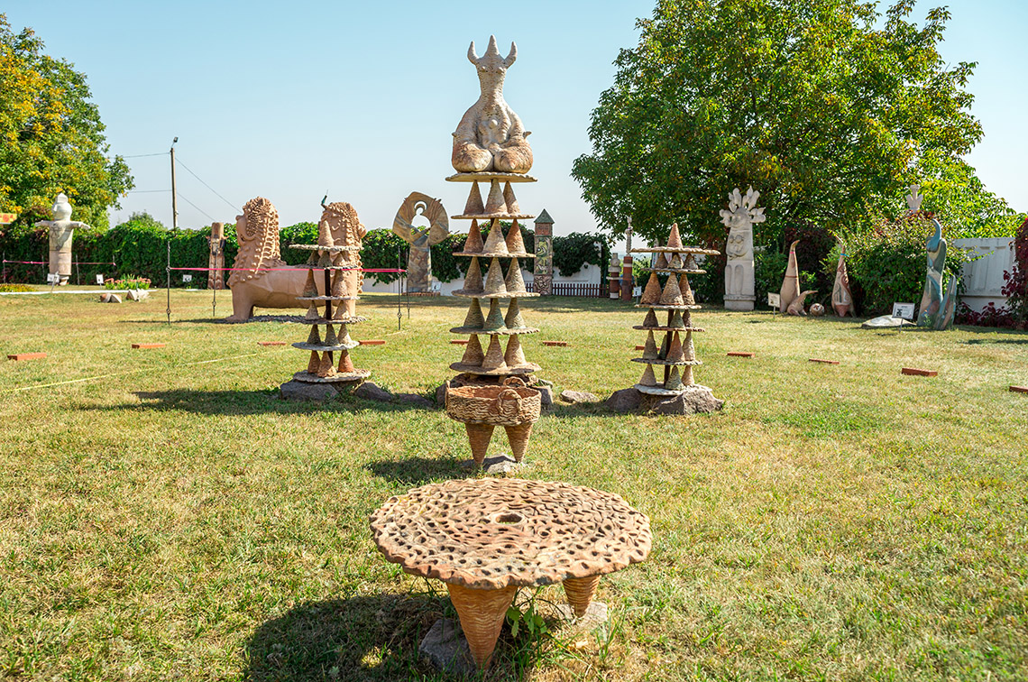 Село Опошня