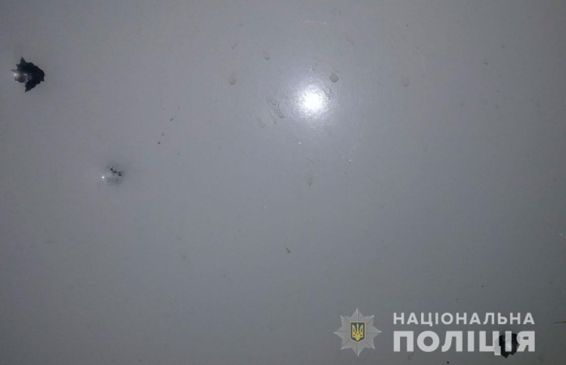 Странное развлечение: на Полтавщине расстреляли жилой дом фото 2 1