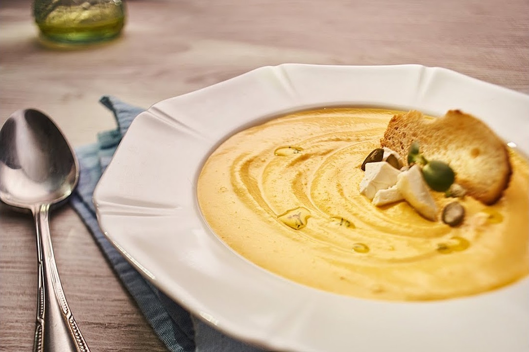 Крем-суп из тыквы в Meat Wood