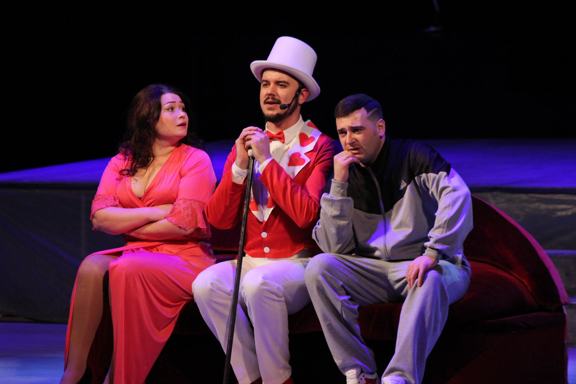 "Исполнитель желаний". Фото: https://www.facebook.com/poltavatheatre