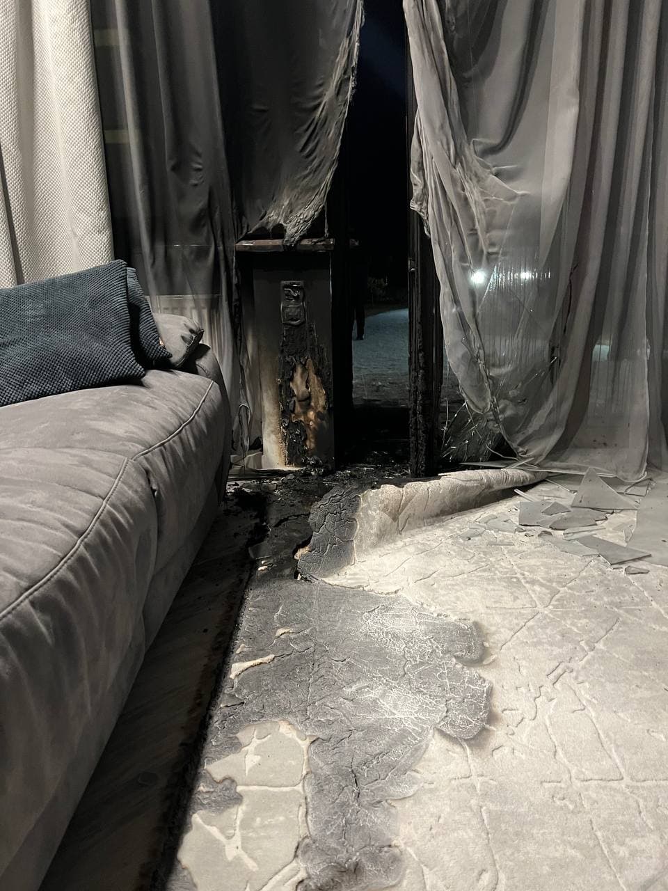 Последствия пожара в доме депутата Момонта