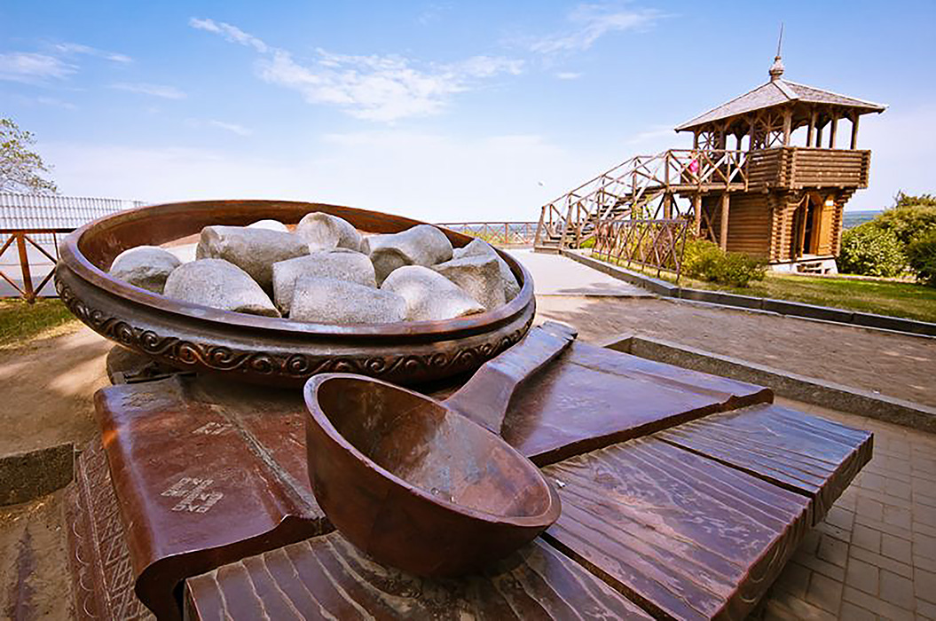 Памятник галушке